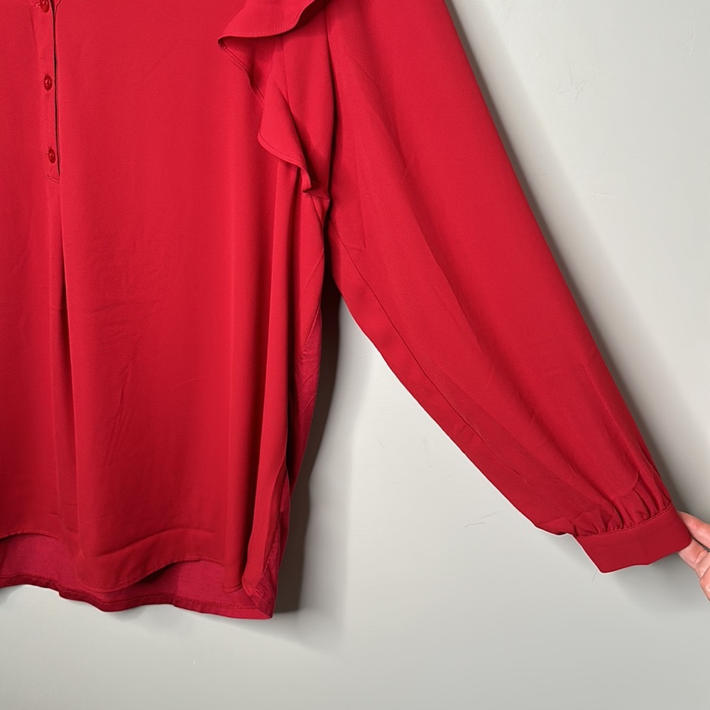 NWT Penningtons Red Mixed Media Blouse With Ruffle Shoulders - Picture 6 of 14